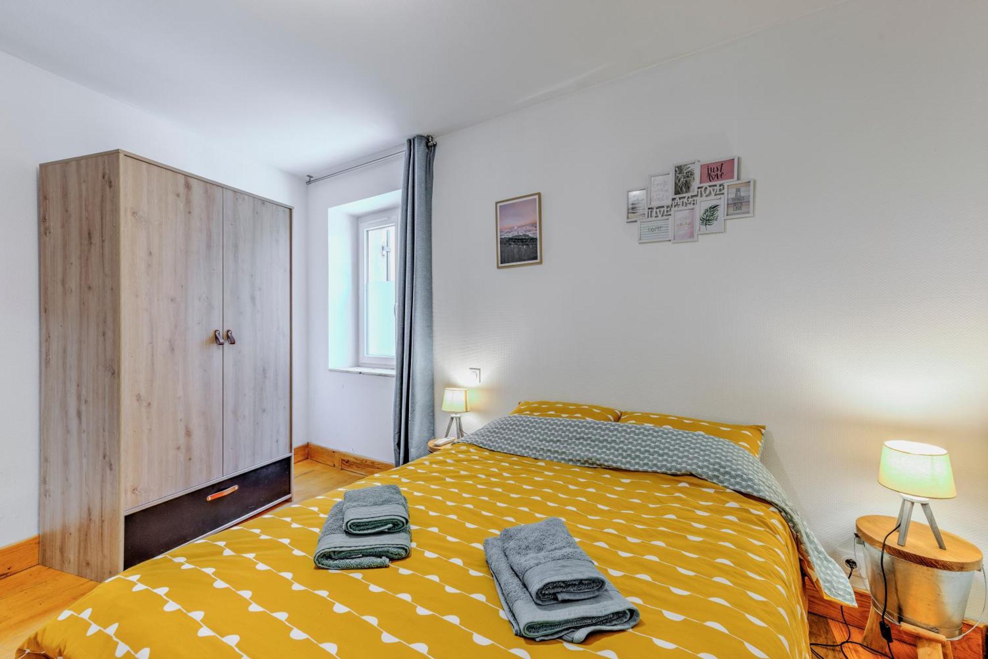 3 Pieces, Climatise, Calme, 100M Du Centre, Parking, "Lyriade" Sarlat-la-Caneda Exterior photo